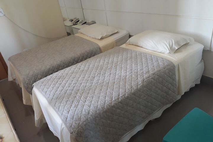 Room 7 of 34