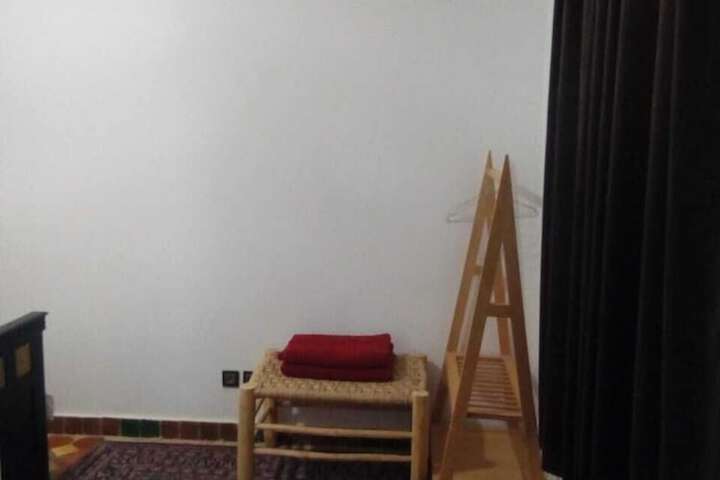 Room 7 of 40
