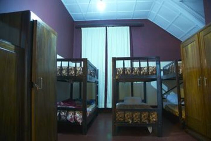Room 50 of 71