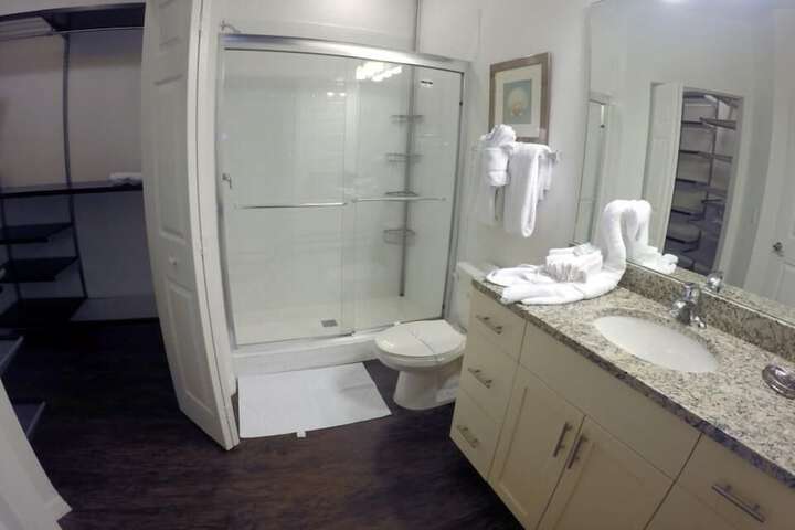 Room 17 of 25