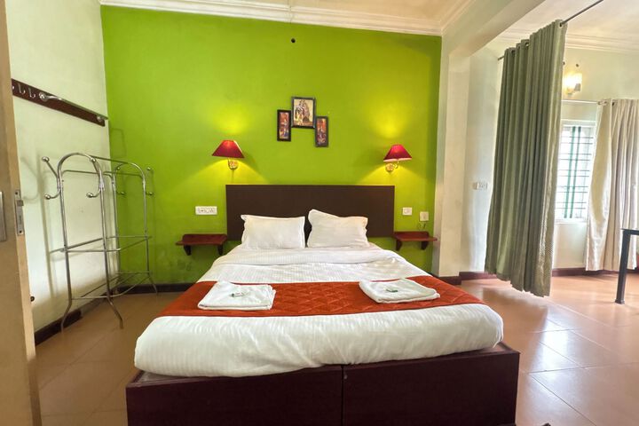 Room 15 of 24
