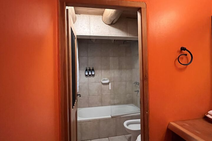 Room 72 of 87