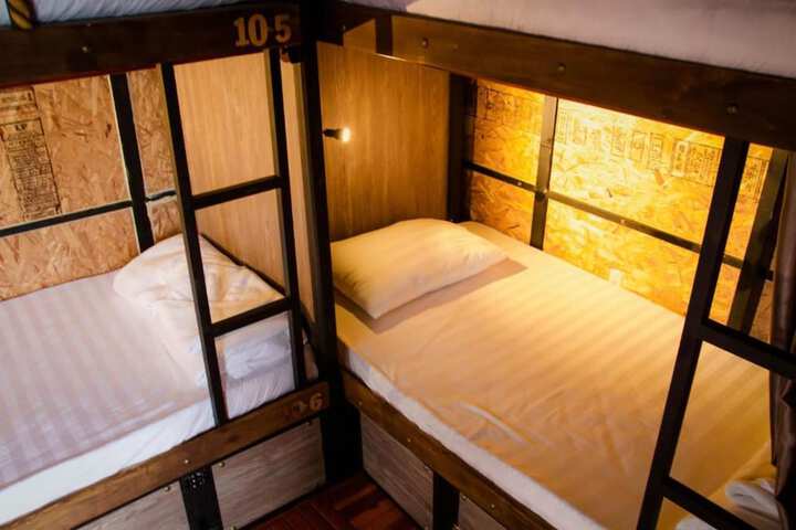 Room 2 of 29