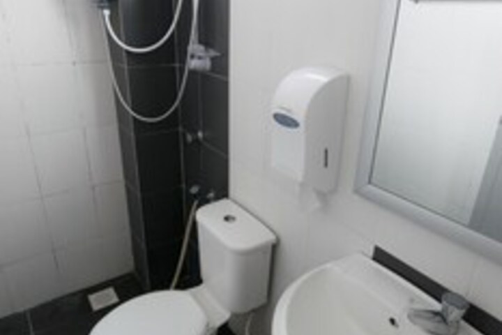Room 3 of 20