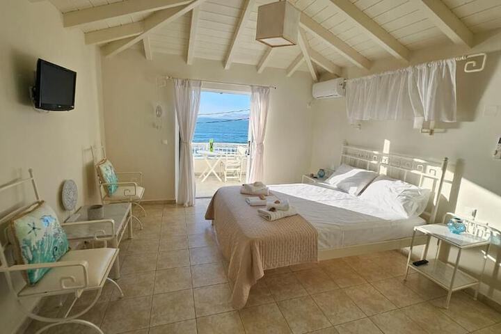 Room 5 of 29