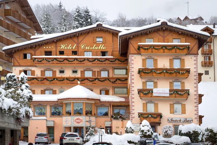 Hotel 62 of 63