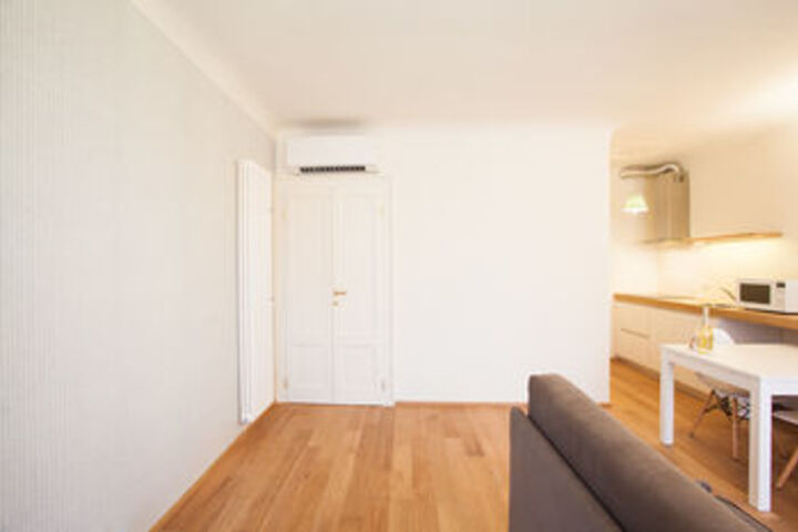 Room 18 of 46