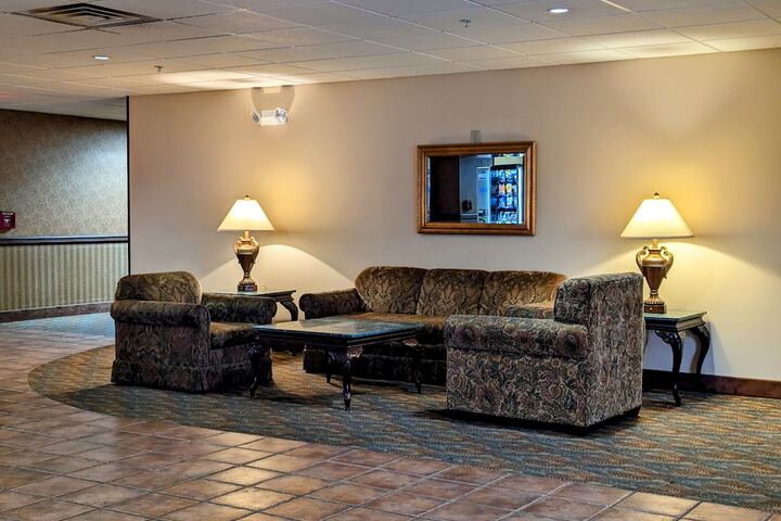 Hotel Interior 3 of 27