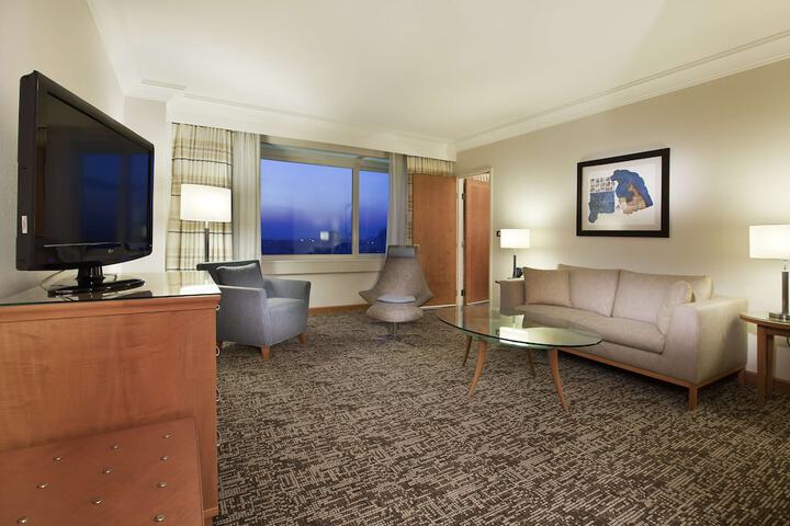 Room 28 of 113