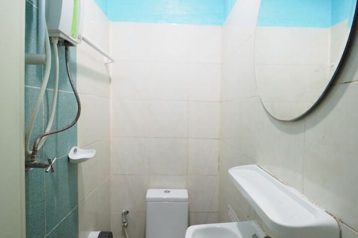 Room 18 of 32