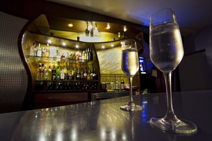 Lounge 57 of 70
