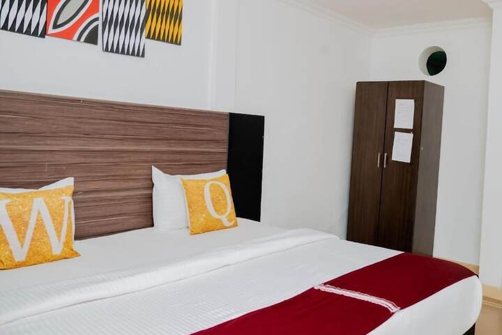 Room 6 of 22