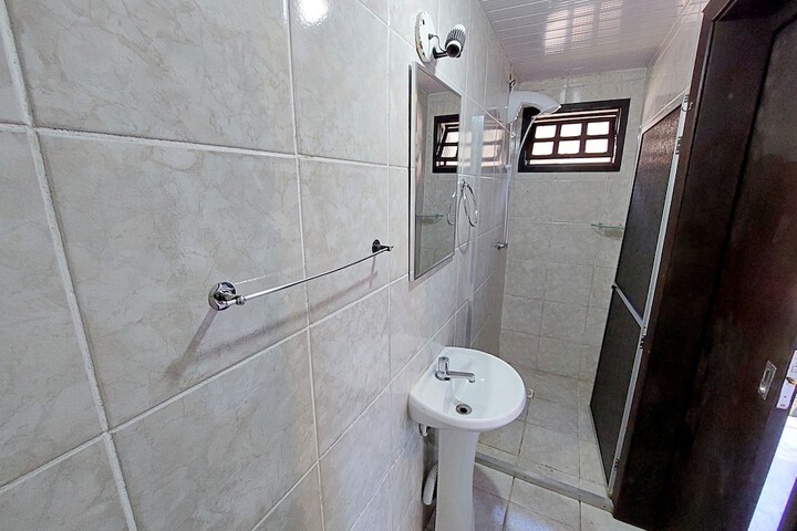 Room 44 of 75