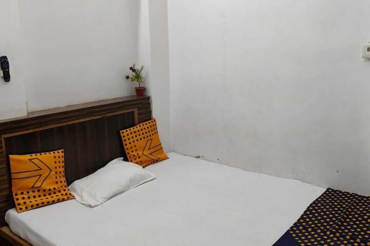 Room 16 of 30