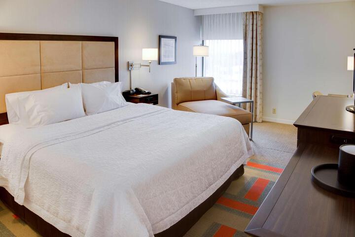 2 Double Beds (3 of 7)