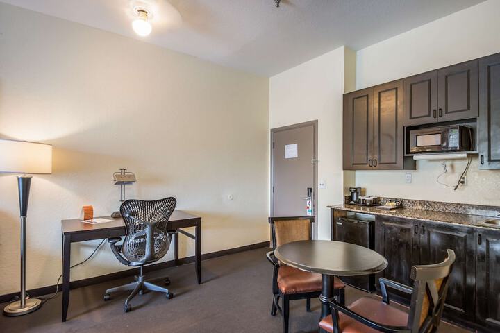 2 Double Beds Accessible (40 of 49)
