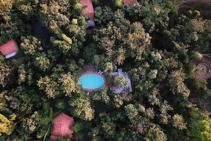 Pool 43 of 135