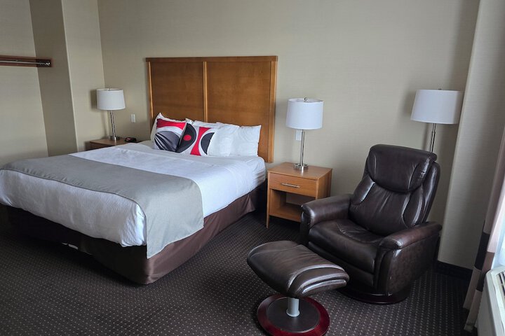 Room 9 of 30