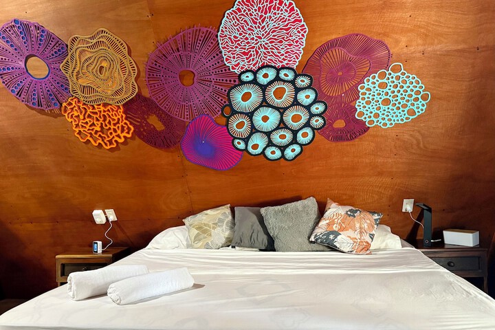 Room 13 of 42