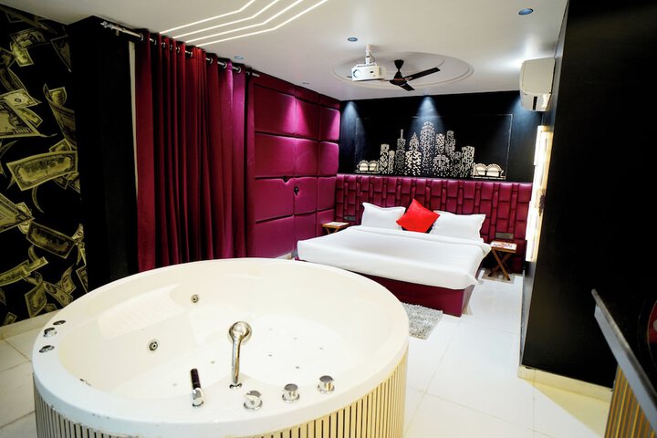 Room 45 of 149