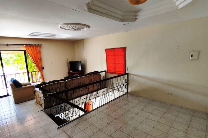 Room 14 of 42