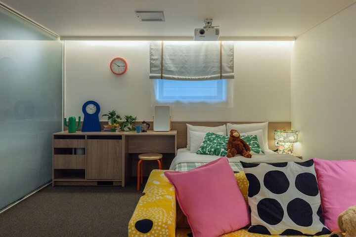 Room 78 of 177