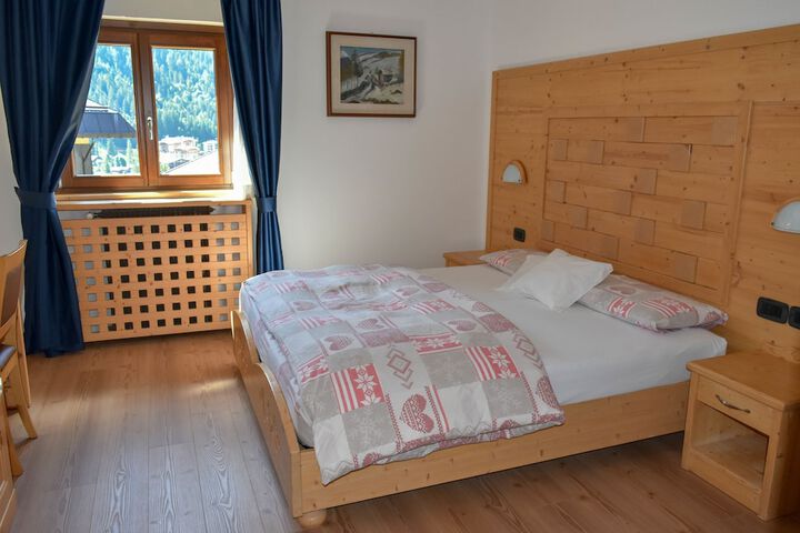 Room 10 of 45
