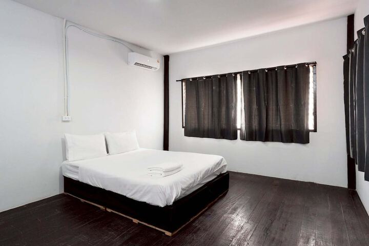 Room 7 of 21
