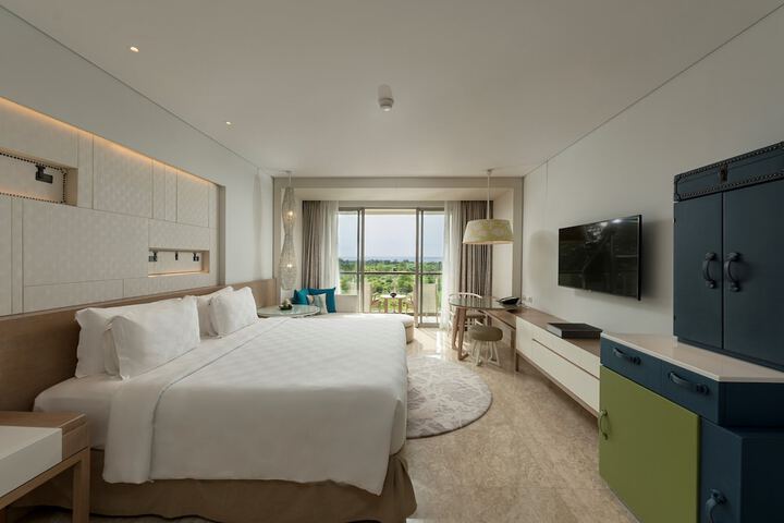 Room 9 of 204