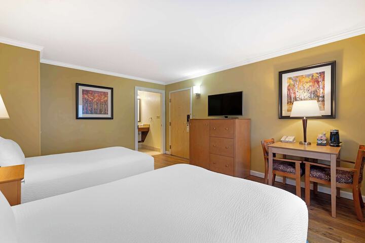 Room 15 of 85