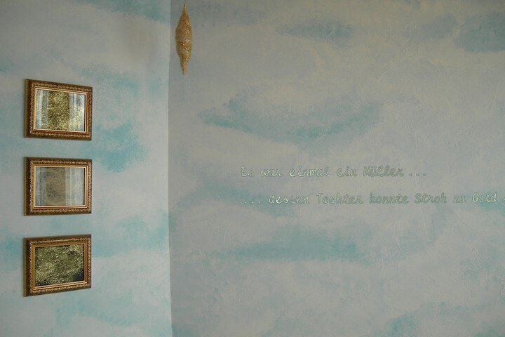 Room 31 of 283