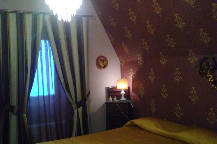 Room 11 of 54