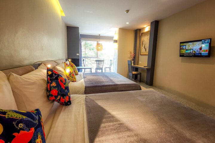 Room 10 of 192