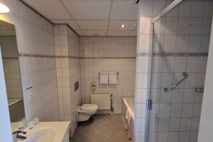 Bath Interior