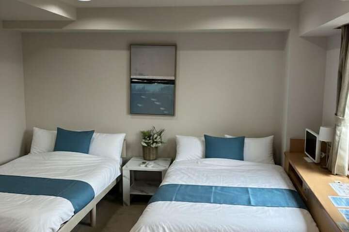 Room 36 of 62