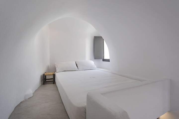 Room 9 of 119
