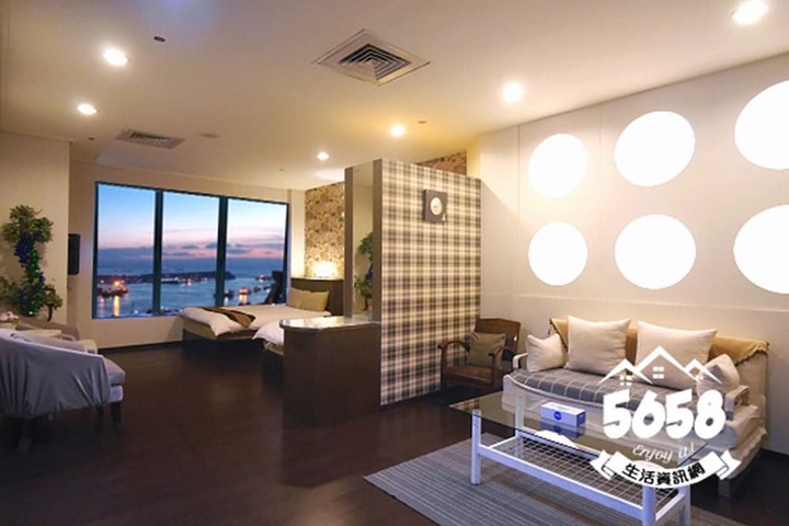 Room 13 of 58