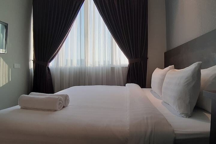 Room 14 of 138