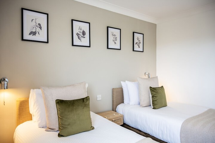 Room 15 of 60