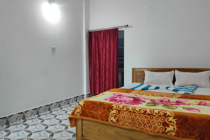 Room 14 of 21