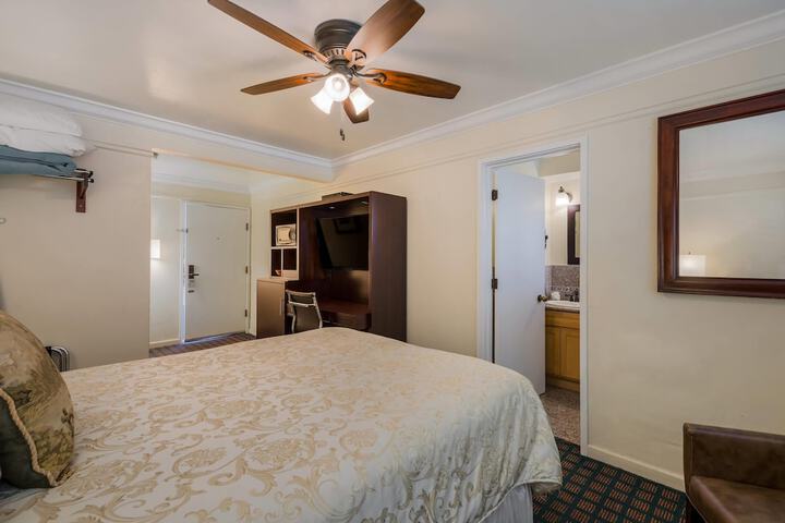 Room 19 of 54