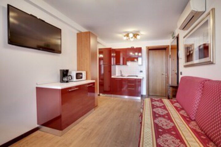 Room 53 of 53