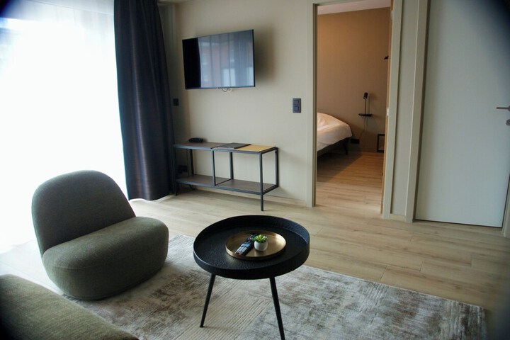 Room 30 of 77