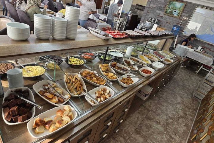 Dining 57 of 91