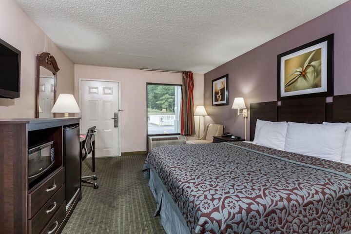 Room 2 of 15