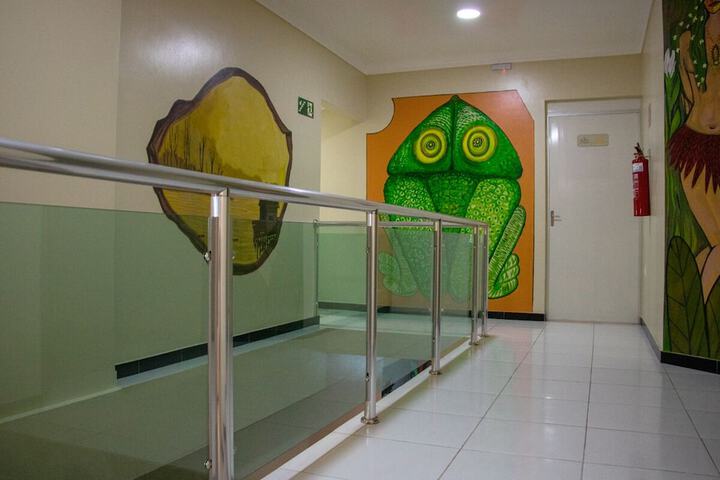 Ballroom/Hall 15 of 16