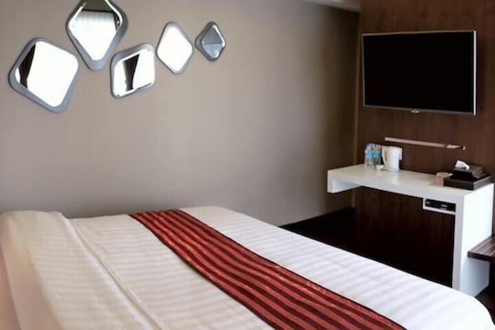 Room 10 of 41
