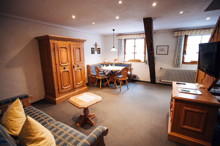Room 29 of 76