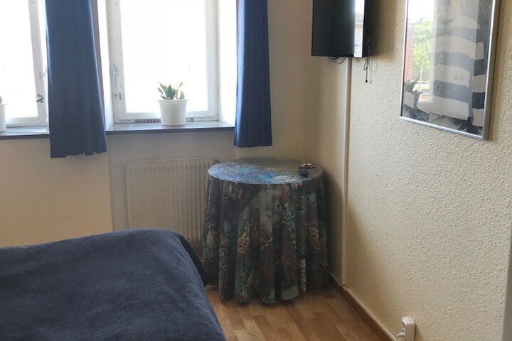 Room 9 of 56