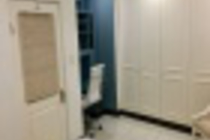 Room 170 of 216